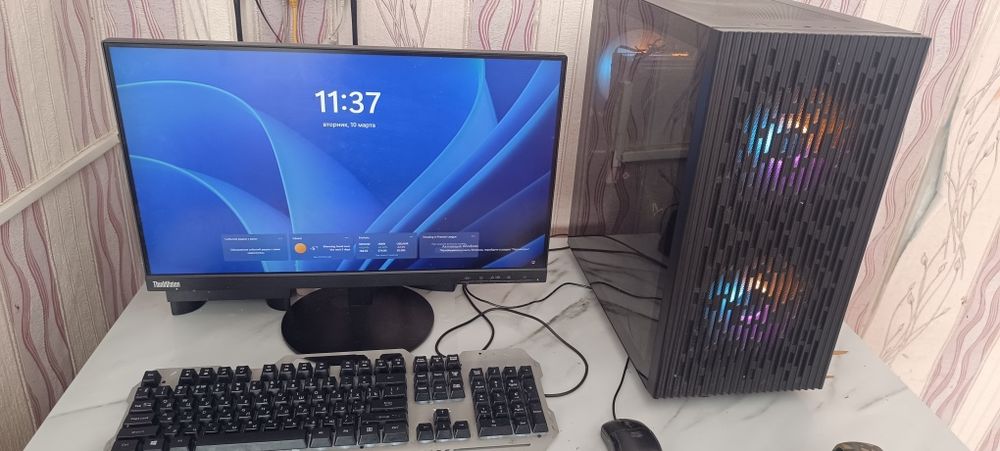 Обмен компьютер i5 13400 на Айфон 15 про 16  16 про