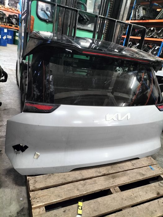 Врата багажник KIA EV9 / КИА ЕВ9 2025г.