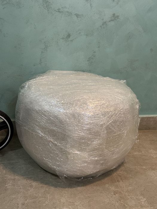 Белый пуфик новый