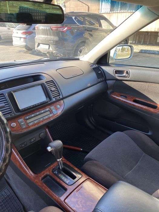 Тайота камри 30 2003г