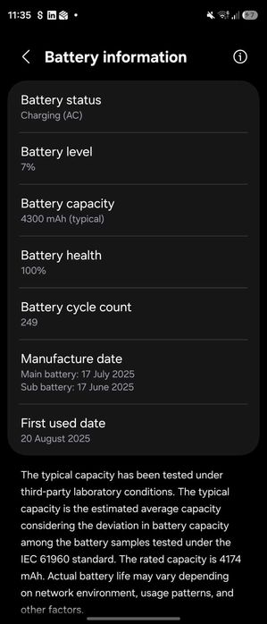 Titlu: Samsung Galaxy Z Flip7 512GB 12GB RAM Jet Black – full box, baterie 100%