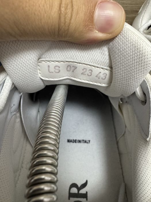 Dior b30.