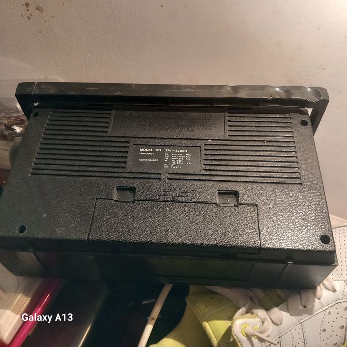 Radiouri vechi unele sunt functionale