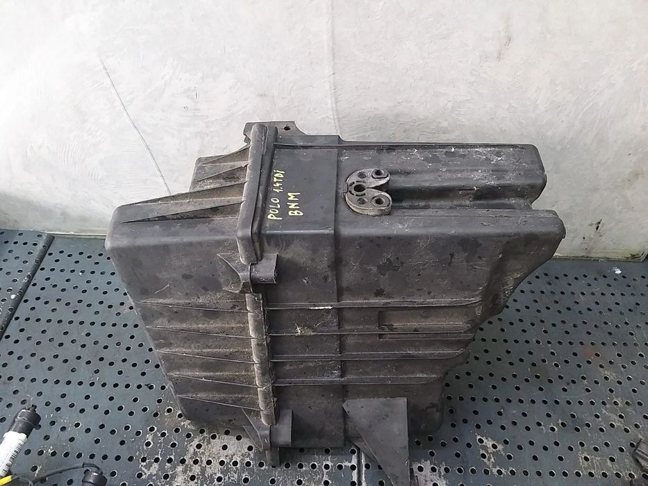 Carcasa filtru aer 1.4 tdi vw polo 9n 6q0129601 6q0183 6q0129607 6q0129620