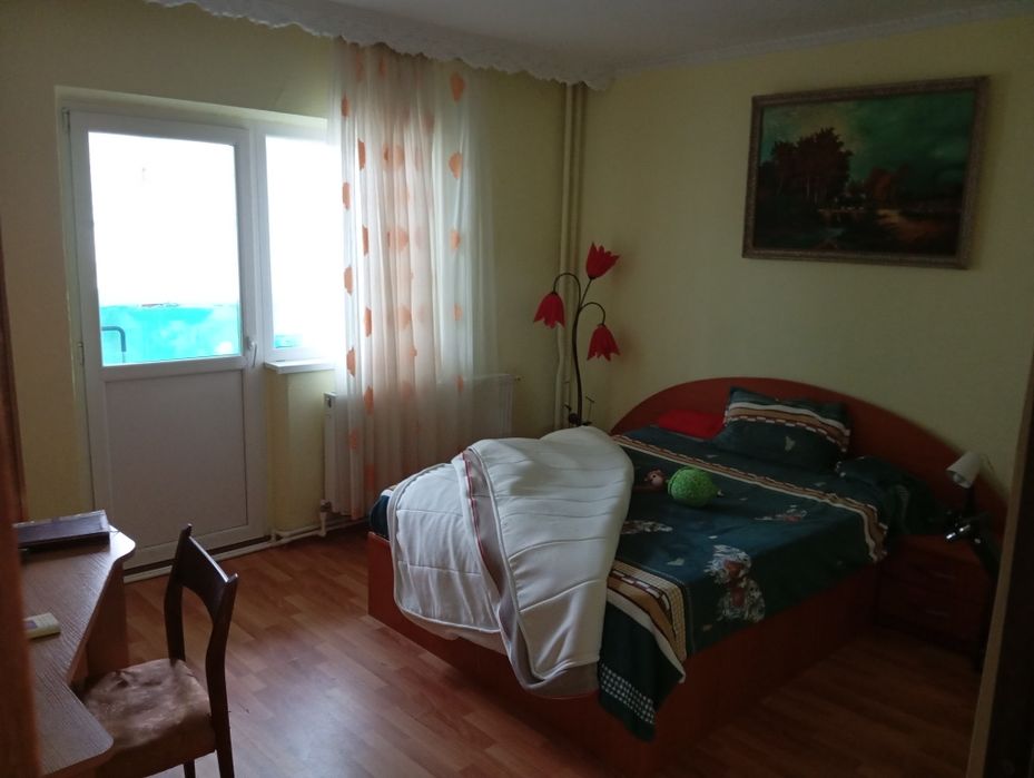 Vand apartament 3 camere M21