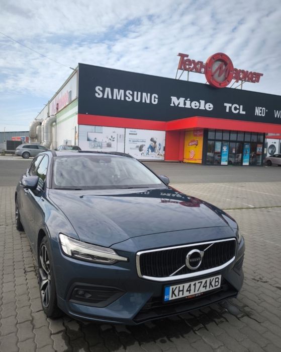 Volvo V60 D4 2018г.