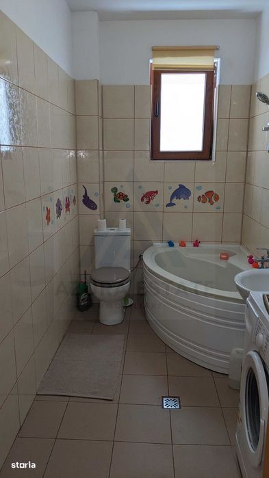 Garsoniera moderna 38 mp utili la parter loc de parcare in Selimbar