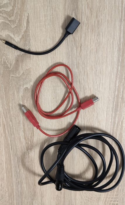 Kit Studio  Microfon Rode NT1 A - Interfata Focusrite Scarlett 2i2 Gen 2