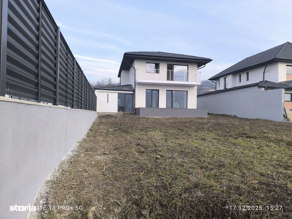 Casa finisata Premium-beci-garaj 32mp-piscina-teren 583mp-OFERTA