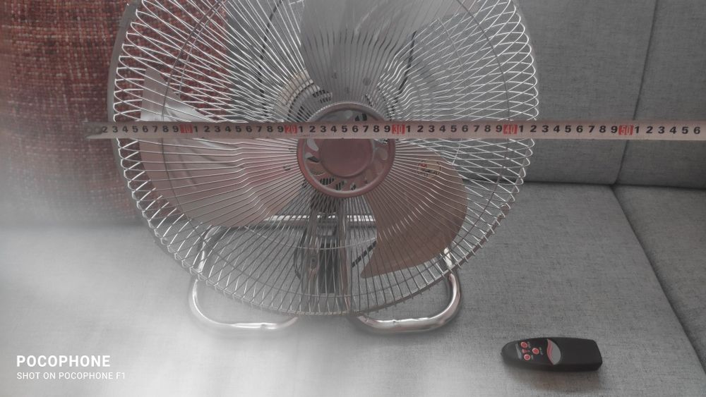 Ventilator de podea.