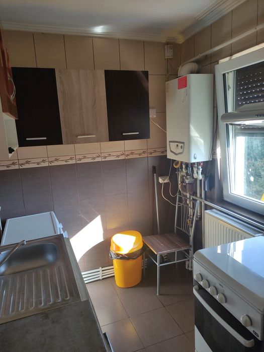 Vând apartament 2 camere (mobilat/utilat) Tecuci