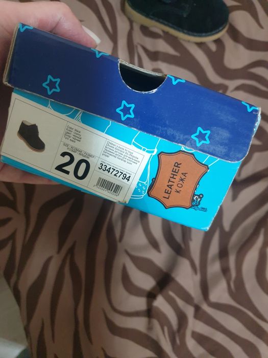 Продам обувь детскую