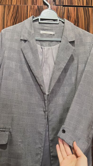 Классический костюм в клетку