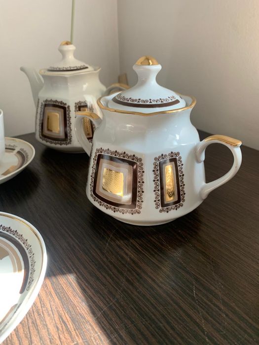 Чайный сервиз на 12 персон