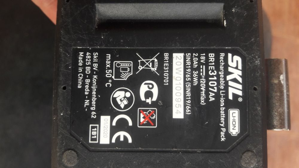 Продавам 2 броя винтоверти