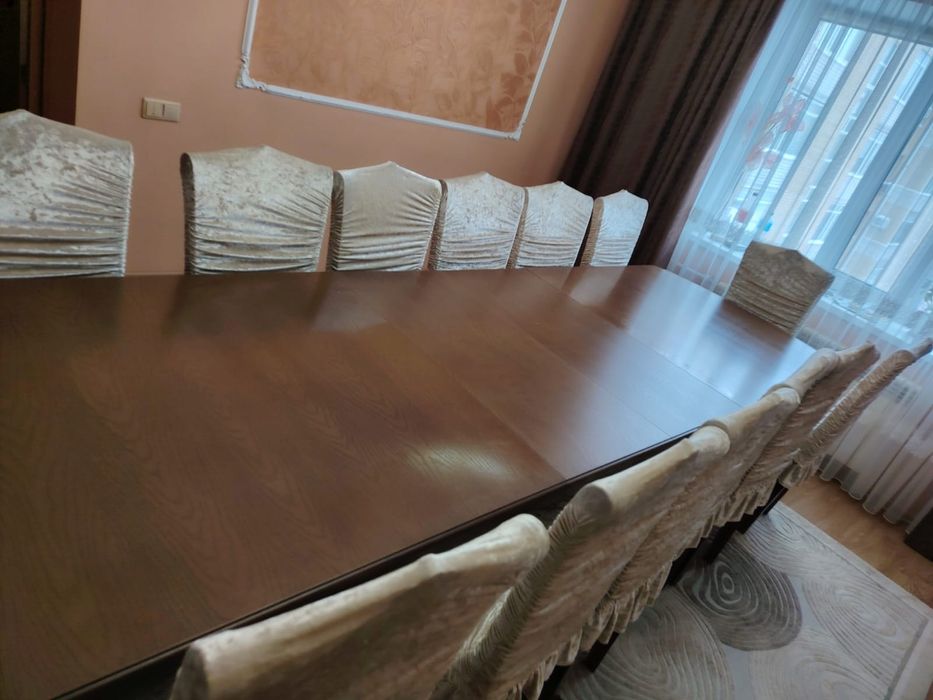 Продам Стол гостевой