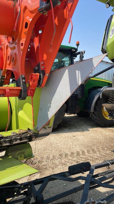 Делител за хедер за Claаs комбайна и John Deere
