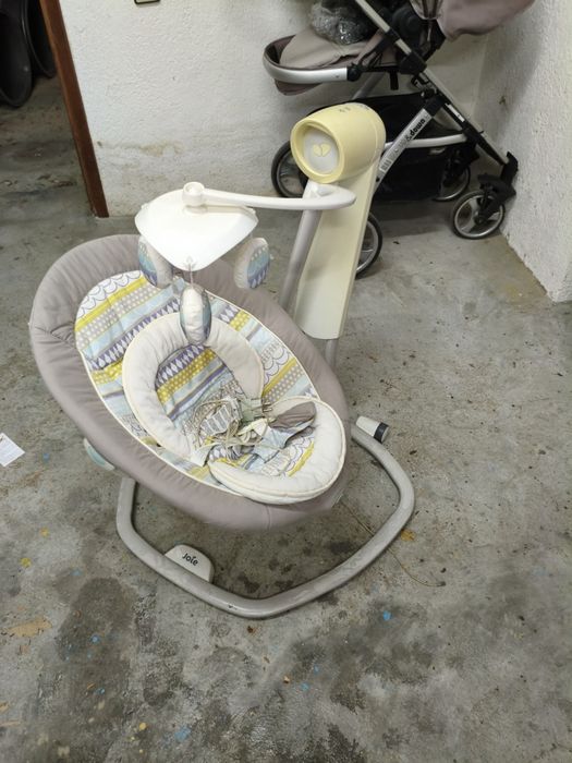 Детска люлка на ток и батерии