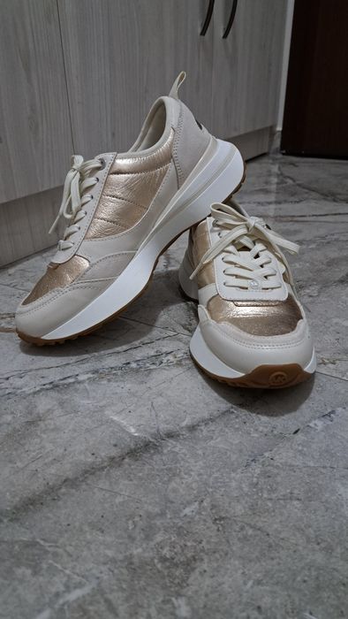 Сникърси Michael Kors - Модел Flynn Trainer 43F3FYFS1M