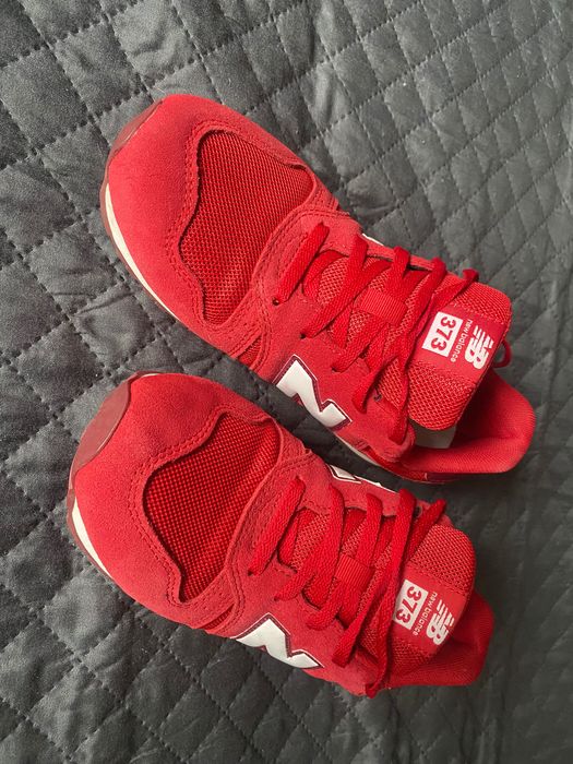 Дамски маратонки New balance 373, номер 37