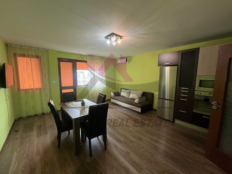 Дава се под наем Двустаен апартамент в Варна, Цветен квартал - 70 кв.м за 600 € - Снимка #1