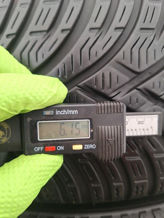 Anvelope De Iarna 215/65 R16 Kleber Krisalp Hp3 102h