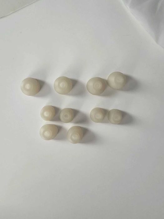 Sony WF-1000XM5, отлично състояние, допълнителни тапи