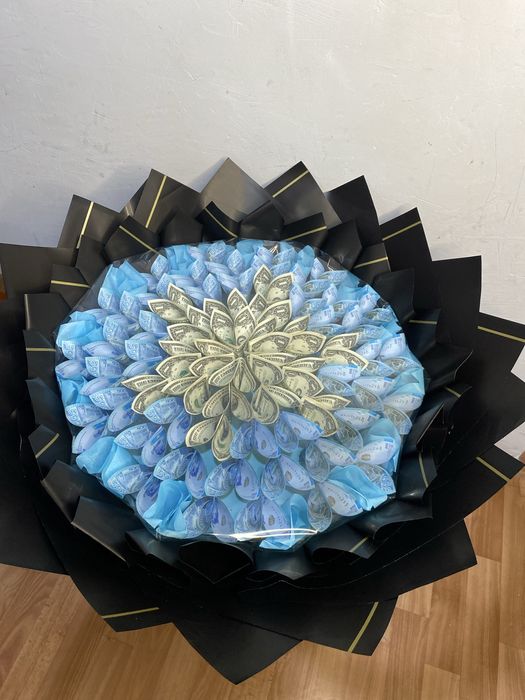 Подарочный Букет из денег