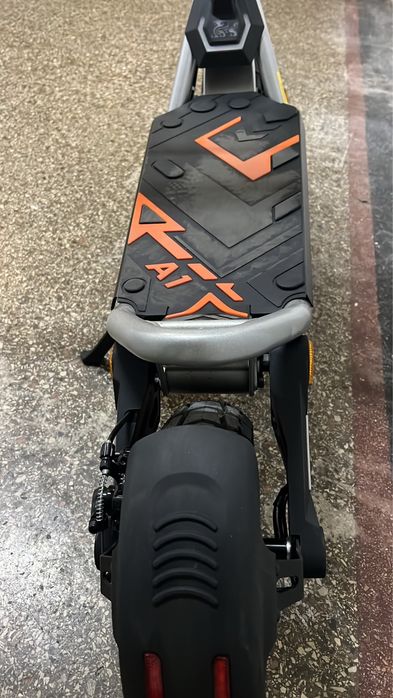 Trotineta Electirca Kukirin A1, motor  800W