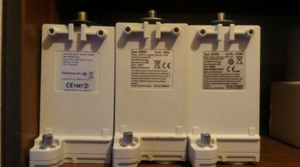 Продам модемы Leica