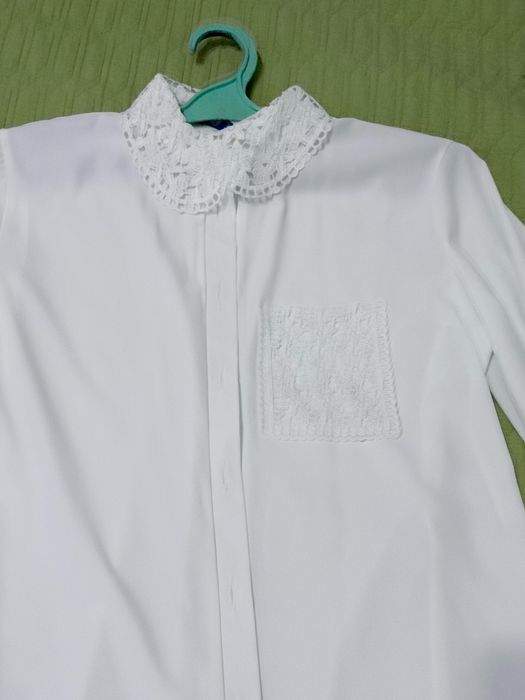 Белая блузка женская