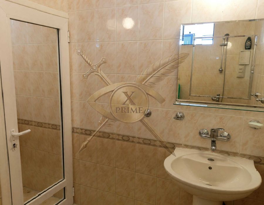 Двустаен апартамент в Център! 2208142
