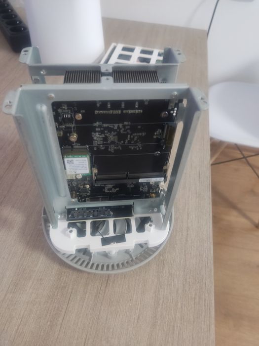 Домашний NAS server Aoostar R1, 8 Tb. Intel N100