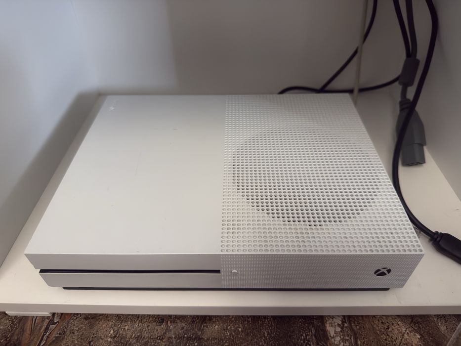 Consola Xbox One S 1TB