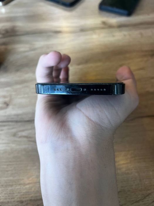 Iphone 14 pro hamma joyi radnoy