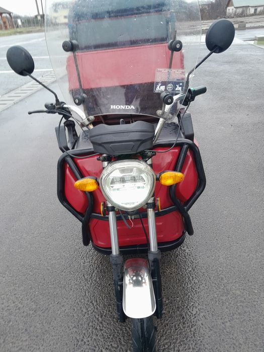 Triciclu apec4 preț 5000 negociabil