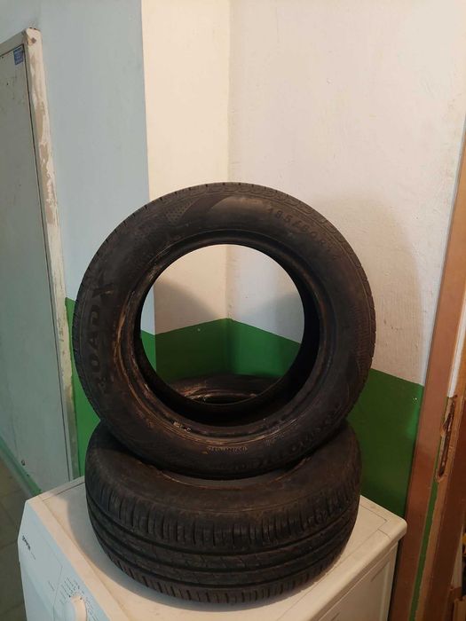 Летни автомобилни гуми