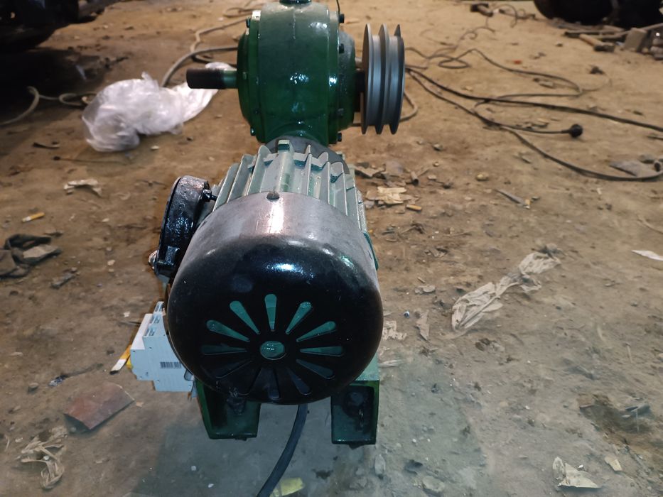 Продам мотор -редуктор