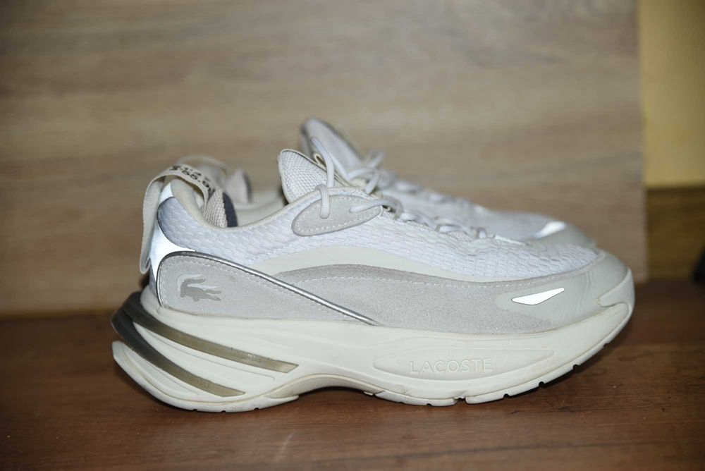 Lacoste оригинални маратонки размер 41