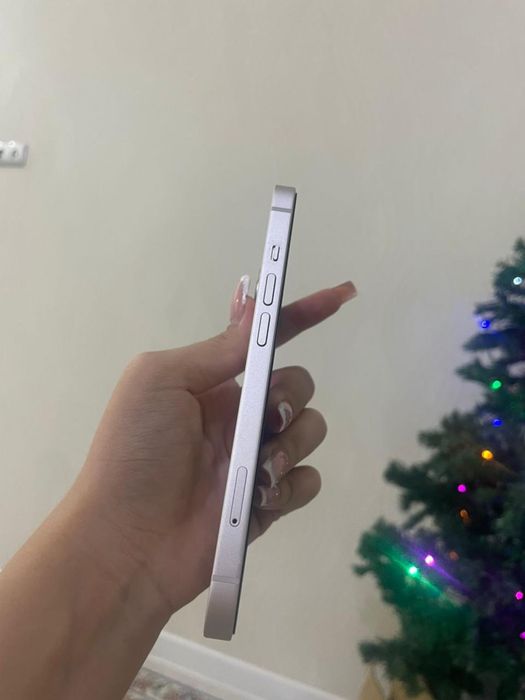 Продается IPhone 13, 128 ГБ