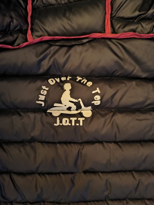 Пухено яке J.O.T.T размер L