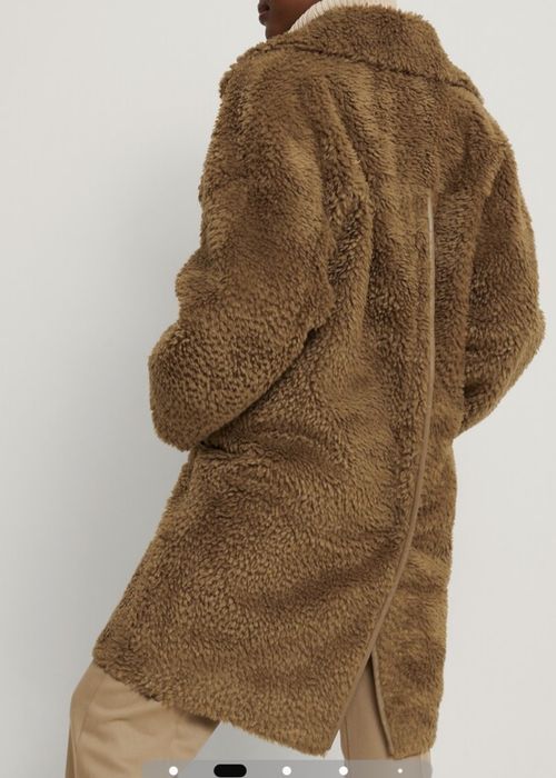 NA-KD Палто от еко пух с паднали ръкави