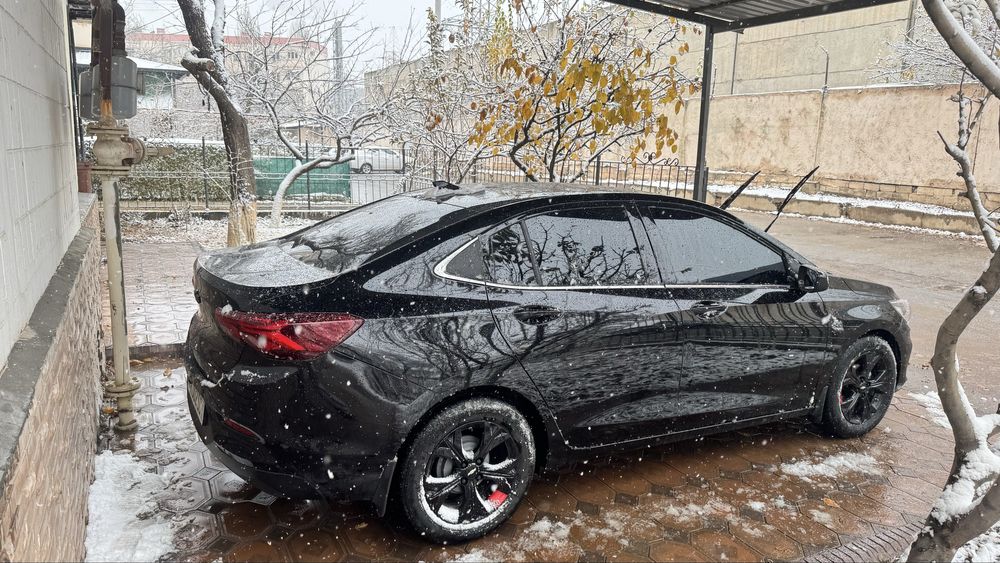 продается onix в хорошом состояни