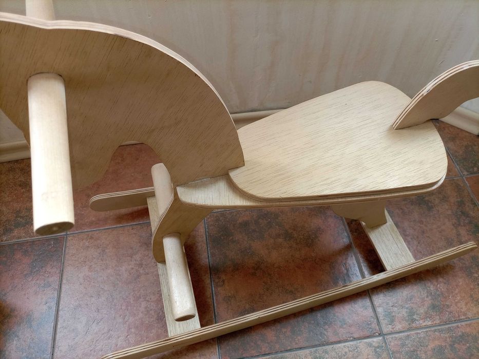 Дървено конче - люлка