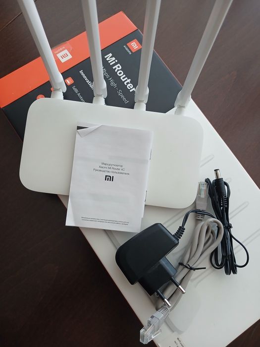 Маршрутизатор "Xiaomi Mi Router 4C"