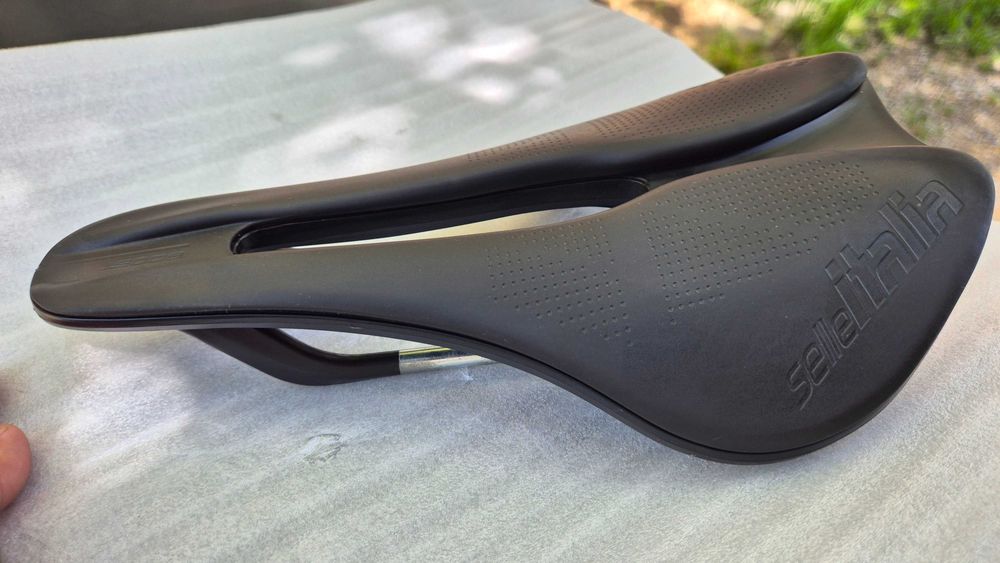 Седалка Selle italia boost 145mm + педали Shimano SPD-SL