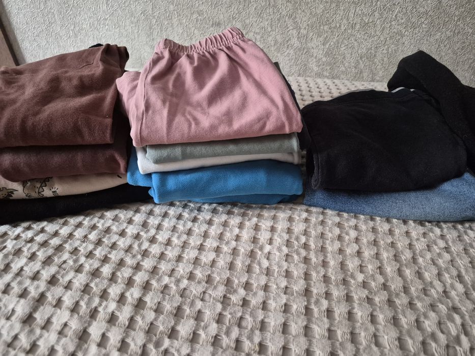 Отдам вещи на мальчика 4-5 лет