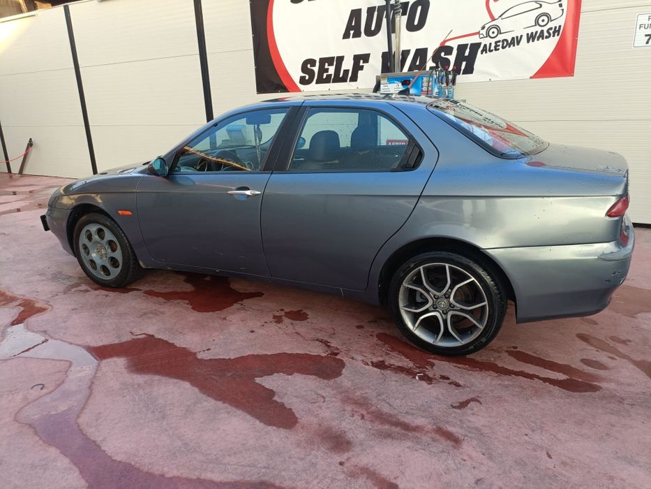 Vând sau schimb ( boxe active RCF , sau auto )