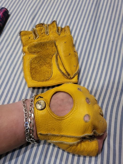 Кожени ръкавици без пръсти-30лв.