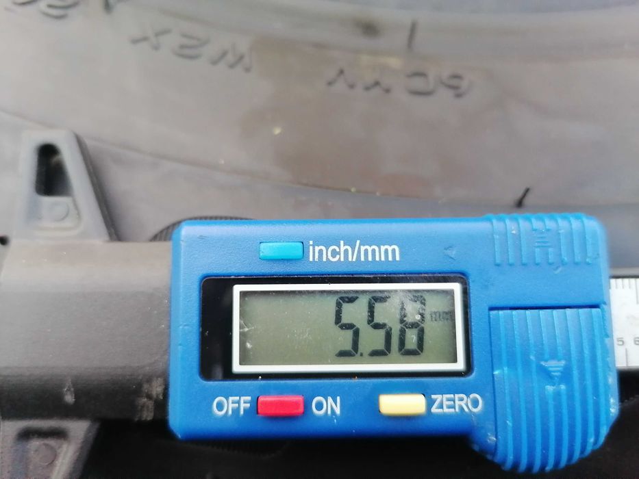 2 бр. Bridgestone 215/70R16 DOT 2622